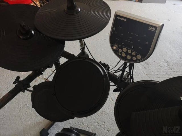 Πώληση ηλεκτρικών drums ALESIS DM6