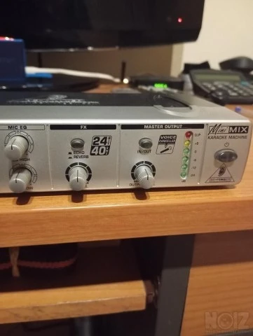 Behringer Mini mix karaoke
