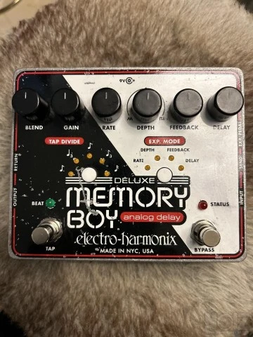 Delay EHX Deluxe Memory Boy