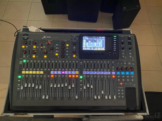 Ψηφιακή κονσόλα Behringer X32