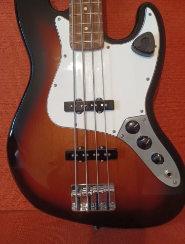 fender jazz bass PF 3TS