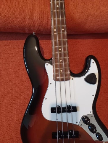 fender jazz bass PF 3TS