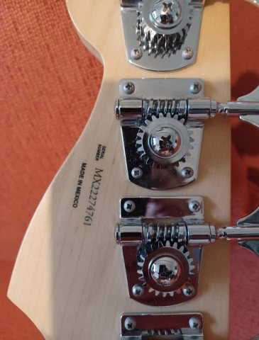 fender jazz bass PF 3TS