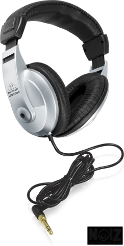 Behringer HPM1000