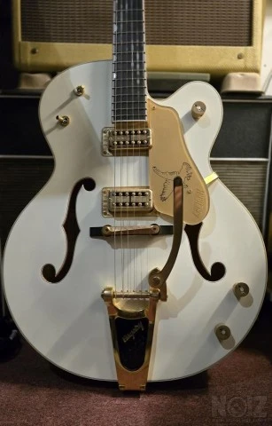 Gretsch G6136T White Falcon
