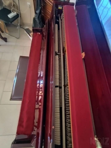 Πιάνο Samick JS-042 γυαλιστερό Μαόνι