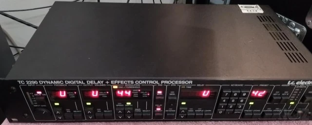 TC Electronic 2290 rack 8sec last OS ver