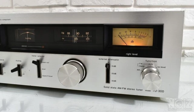 Ραδιόφωνο Denon TU - 300