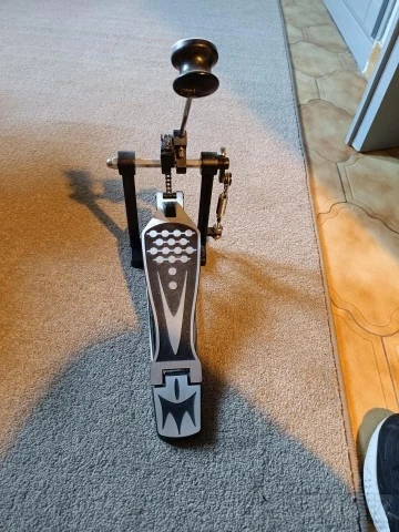 Buss pedal millennium