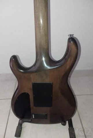 Carvin Dc400c