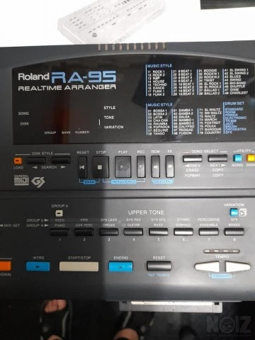 Roland RA95 Arranger/ Sound Expander