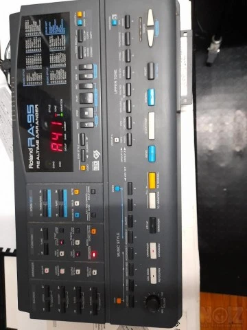 Roland RA95 Arranger/ Sound Expander