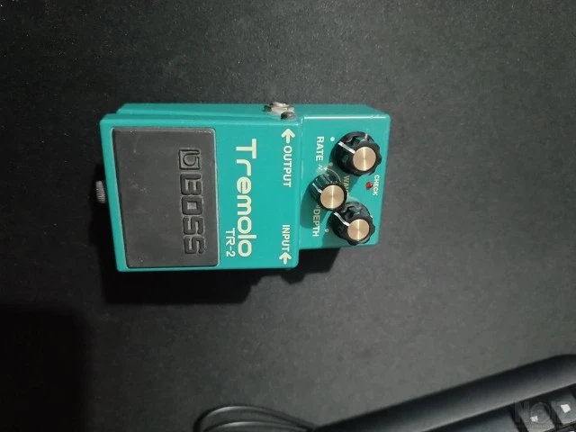 Boss Tremolo TR-2