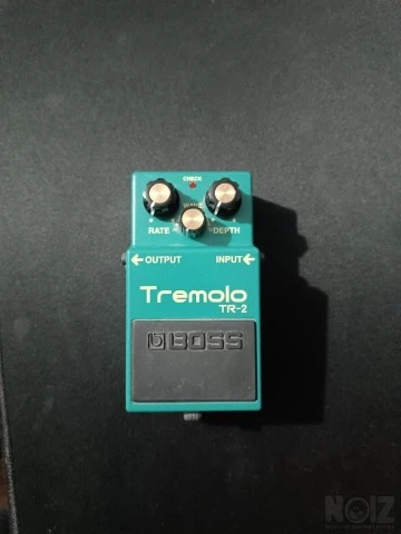 Boss Tremolo TR-2