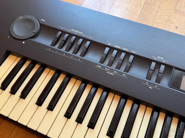 Alesis Quadrasynth
