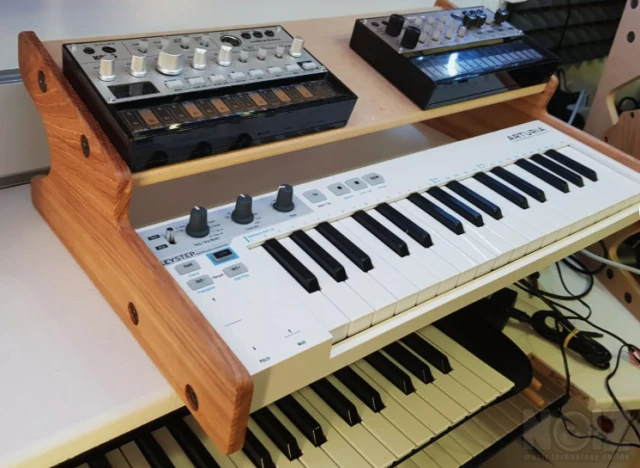 Βάση - Solid Oak Wooden Panels for Artur