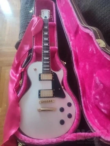 Sire Larry Carlton L7 White