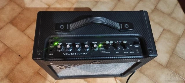 Fender Mustang 1 v.2