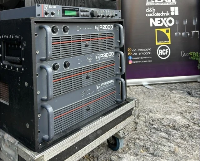 ELECTRO VOICE Xi-1152/64 X-Array/Rx118S 