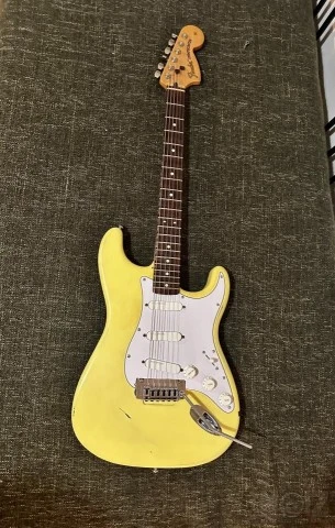 Fender Stratocaster Custom