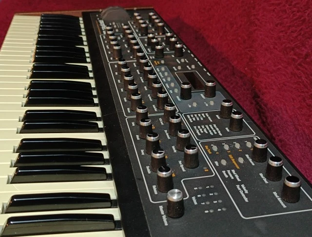 Prophet 08