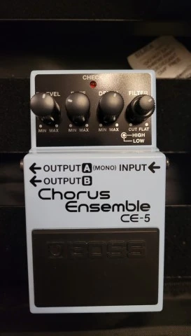 Boss CE 5