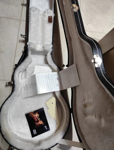 Αριστερόχειρη Gibson Les Paul Traditional 2011
