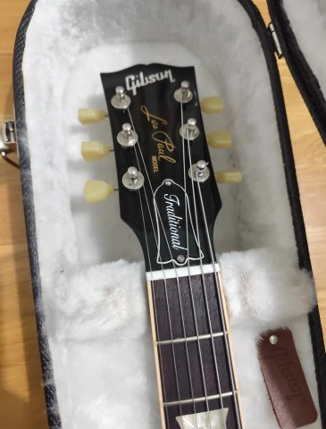 Αριστερόχειρη Gibson Les Paul Traditional 2011