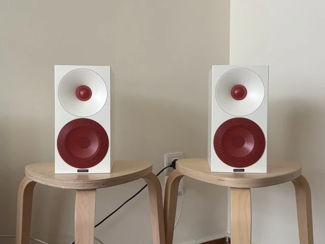 Amphion Argon0