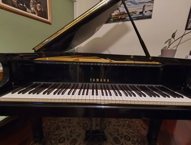 Piano Yamaha C3