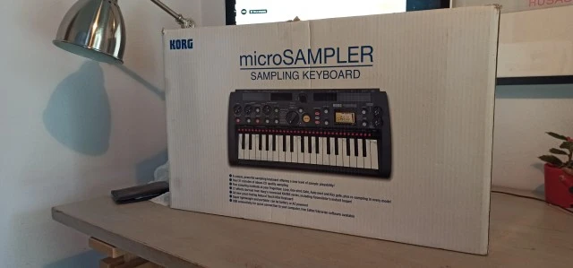 KORG micro SAMPLER (2009)
