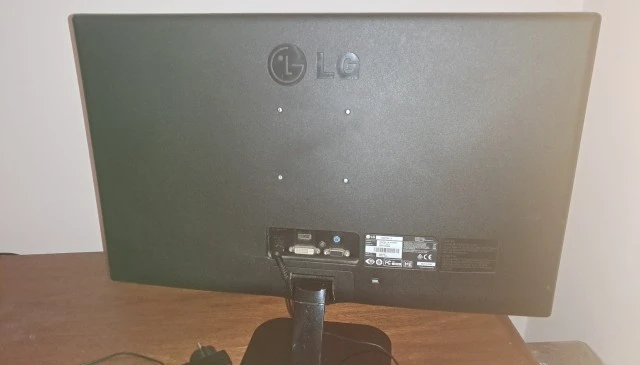 LG 24M47VQ-P Led monitor