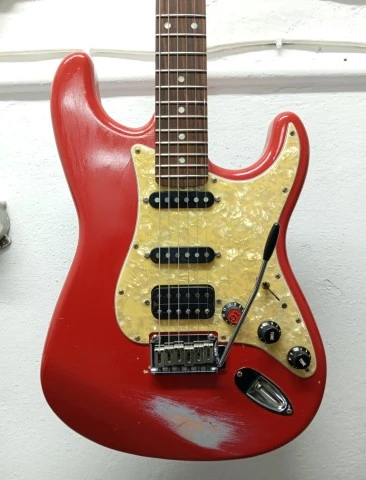 Squier Stratocaster Standard Series 2004