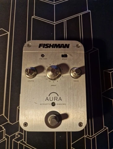 Fishman Aura Jumbo acoustic guitar pedal