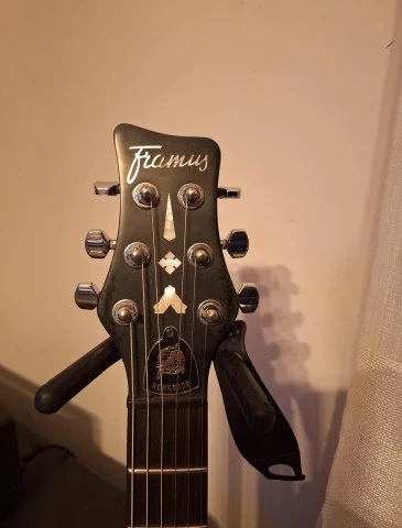 Framus Renegade Pro