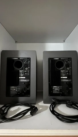 Yamaha HS 8 