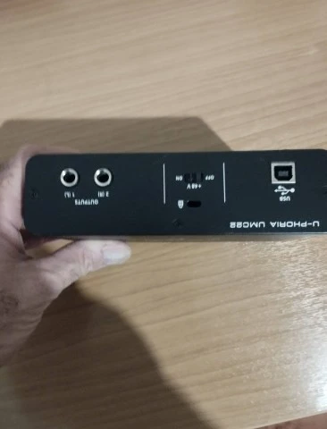 Behringer U-Phoria UMC22 | Κάρτα Ήχου US