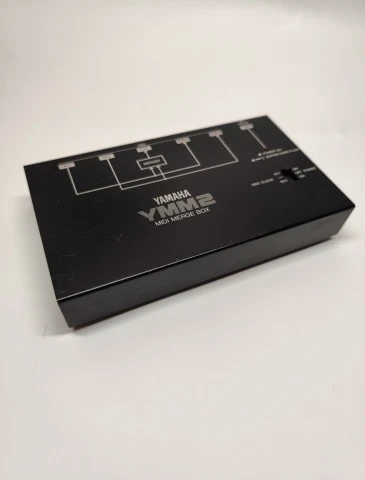 Yamaha YMM2 Midi Merge Box - Japan 80s