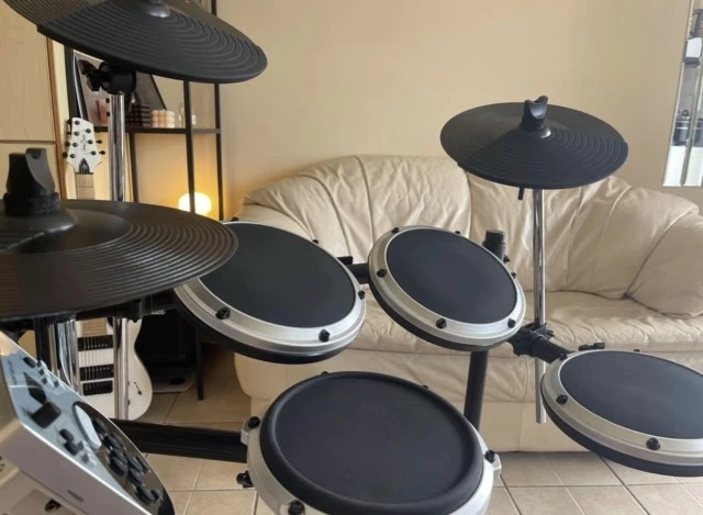 Ηλεκτρονικό drumset Beringher HD110usb 
