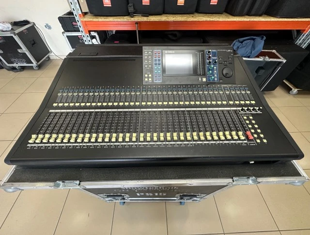 Yamaha LS9 32