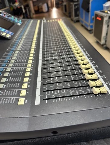 Yamaha LS9 32