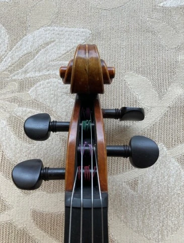 Τύπου GUARNERI 4/4