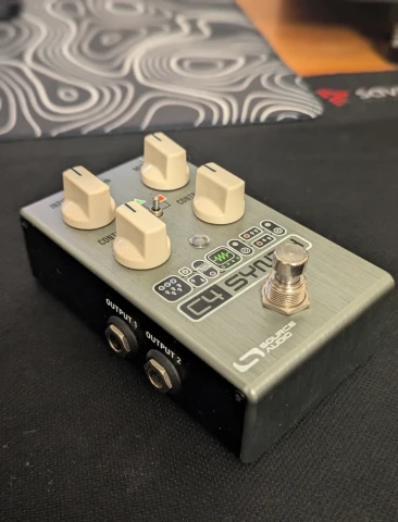 Source Audio C4 + midi adapter
