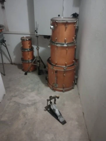 GABRIEL drum set + RACK