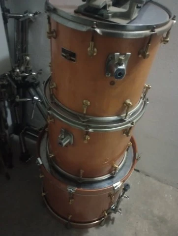 GABRIEL drum set + RACK