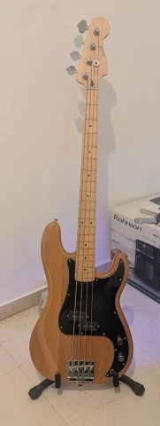 Squier Classic Vibe Pbass