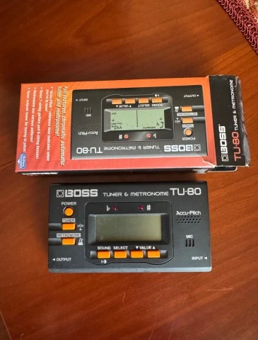 BOSS Tuner and Metronome TU-80