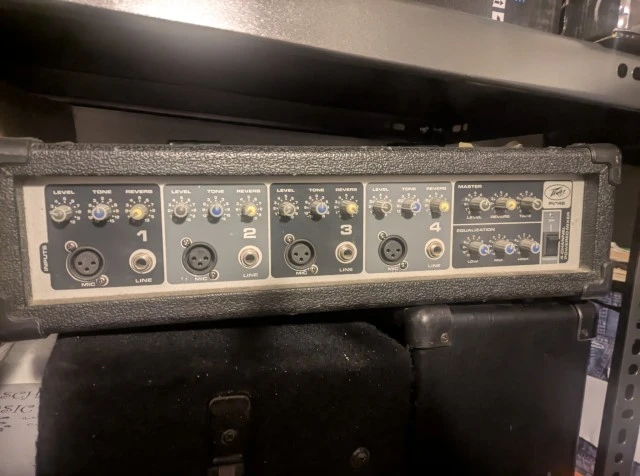 Peavey Πλήρες PA Set – 2x PVi 10 + Power
