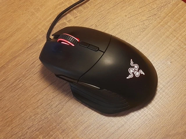 Razer Basilisk Ενσύρματο ποντίκι ( Μαύρο