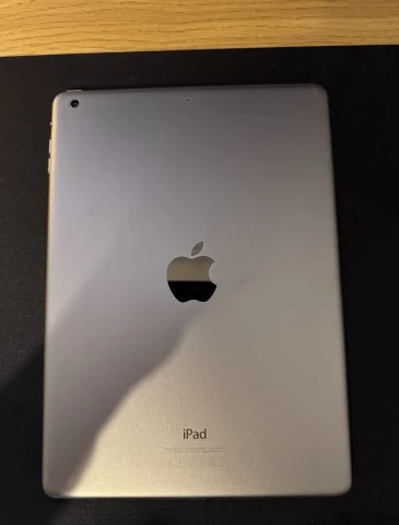 iPad Air 1st generation 32GB (2013)